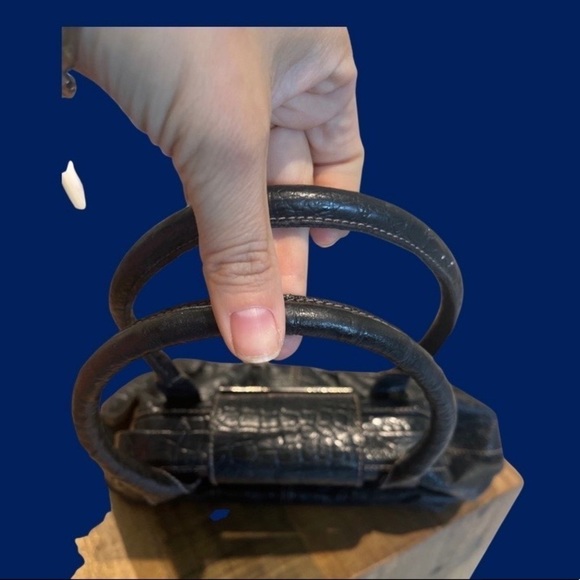 Prune Leather handbag satchel mini bag - Picture 6 of 15